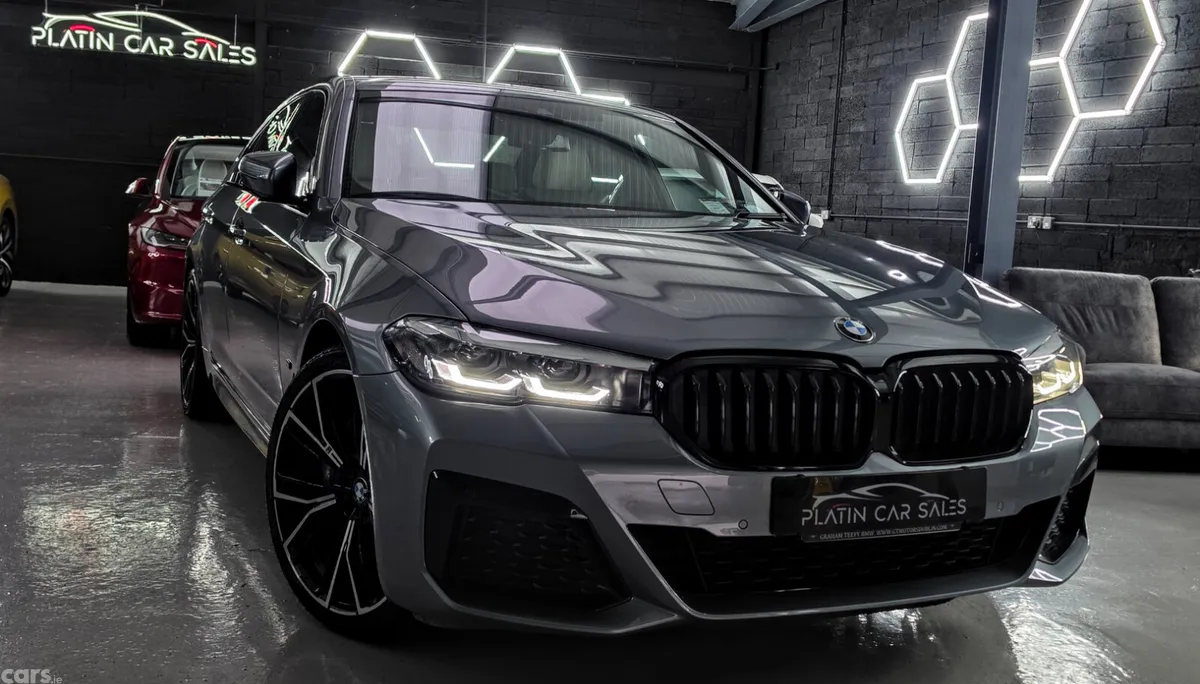 BMW 5-Series Saloon, Petrol Plug-in Hybrid, 2020, Blue