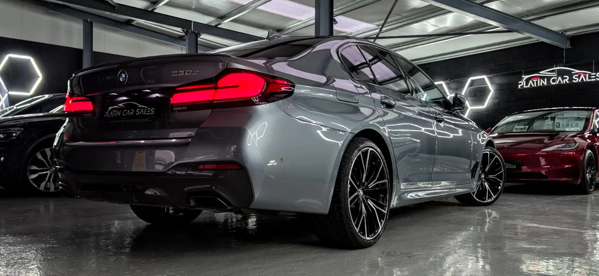 BMW 5-Series Saloon, Petrol Plug-in Hybrid, 2020, Blue