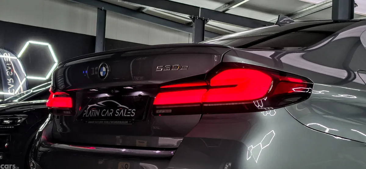 BMW 5-Series Saloon, Petrol Plug-in Hybrid, 2020, Blue