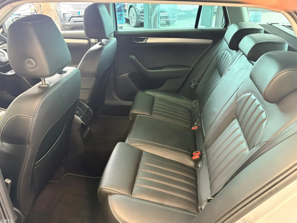 Skoda Superb Estate, Petrol Hybrid, 2023, Silver