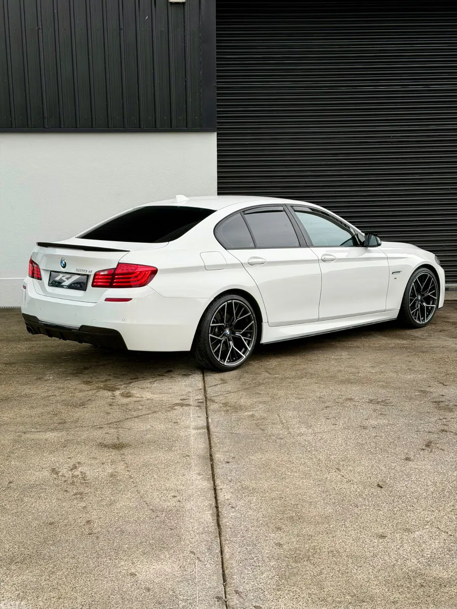 BMW 5-Series Saloon, Diesel, 2016, White