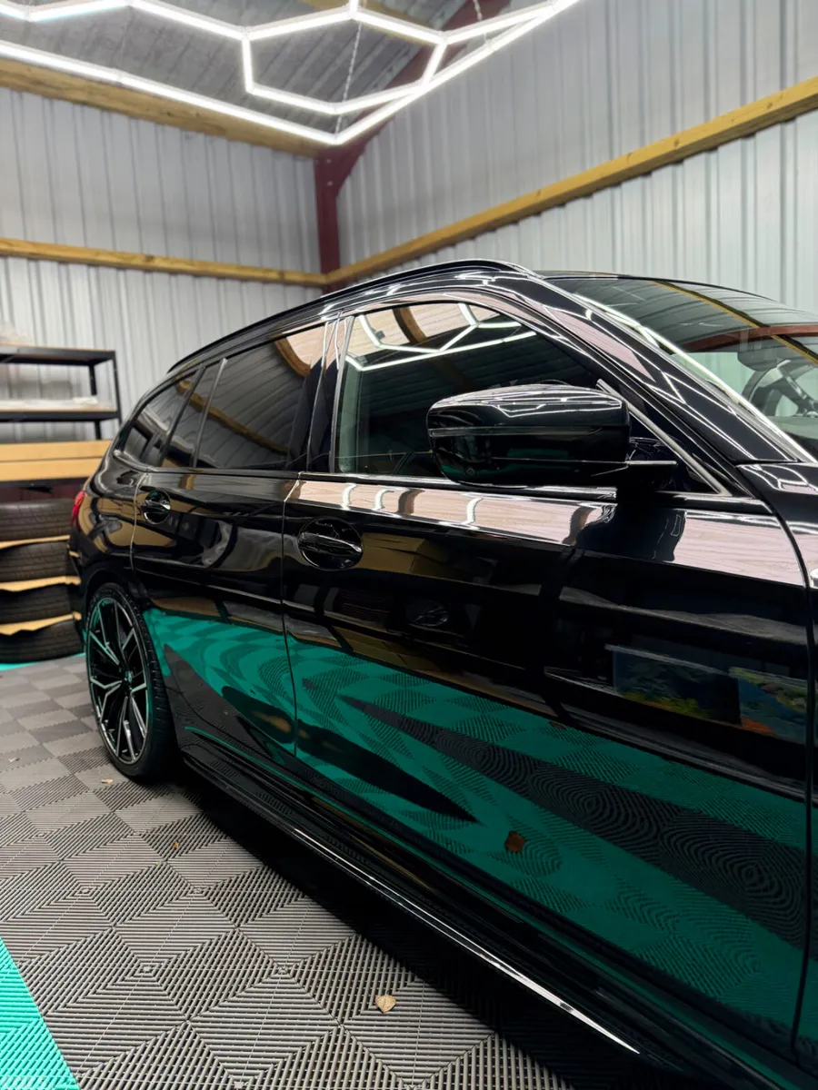 BMW 3-Series Estate, Diesel, 2021, Black