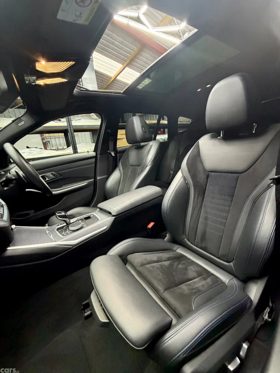 BMW 3-Series Estate, Diesel, 2021, Black