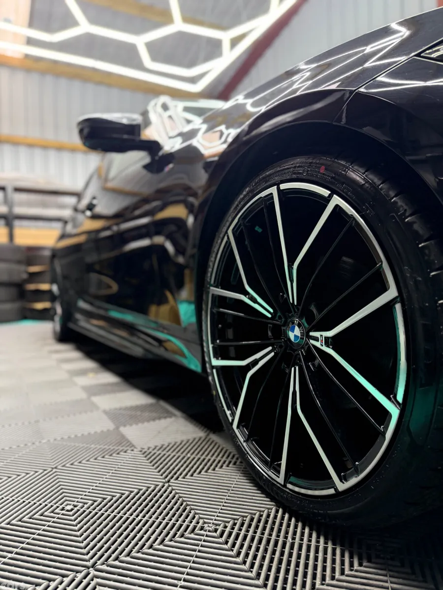 BMW 3-Series Estate, Diesel, 2021, Black