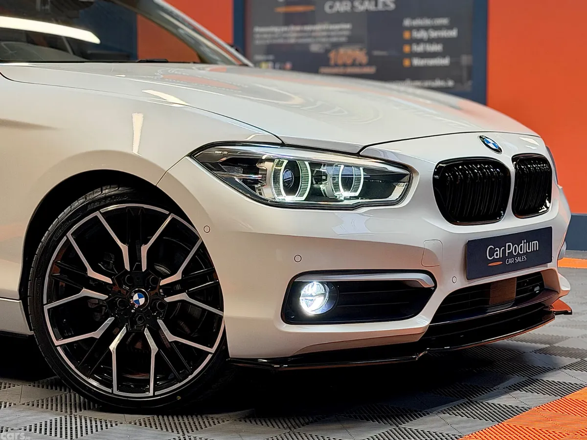 BMW 1-Series Hatchback, Diesel, 2019, White