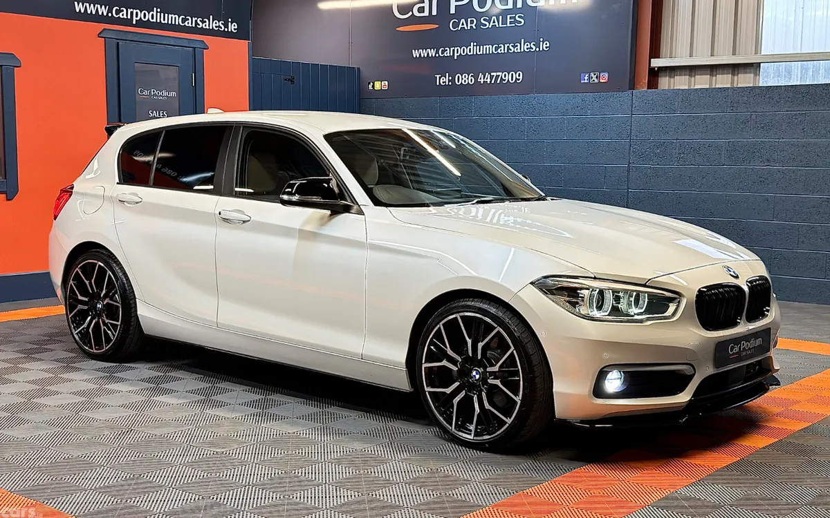BMW 1-Series Hatchback, Diesel, 2019, White