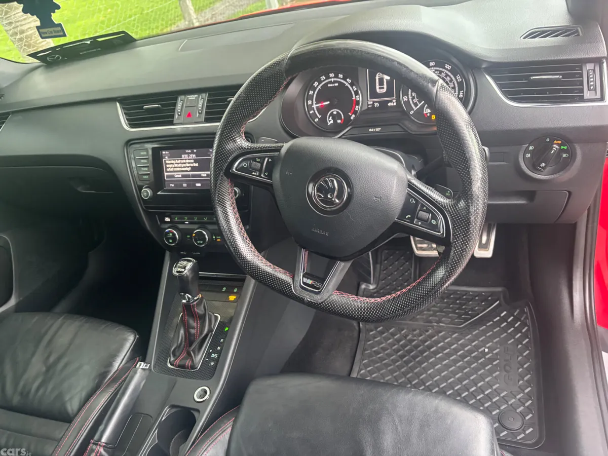 Skoda Octavia Estate, Diesel, 2015, Red