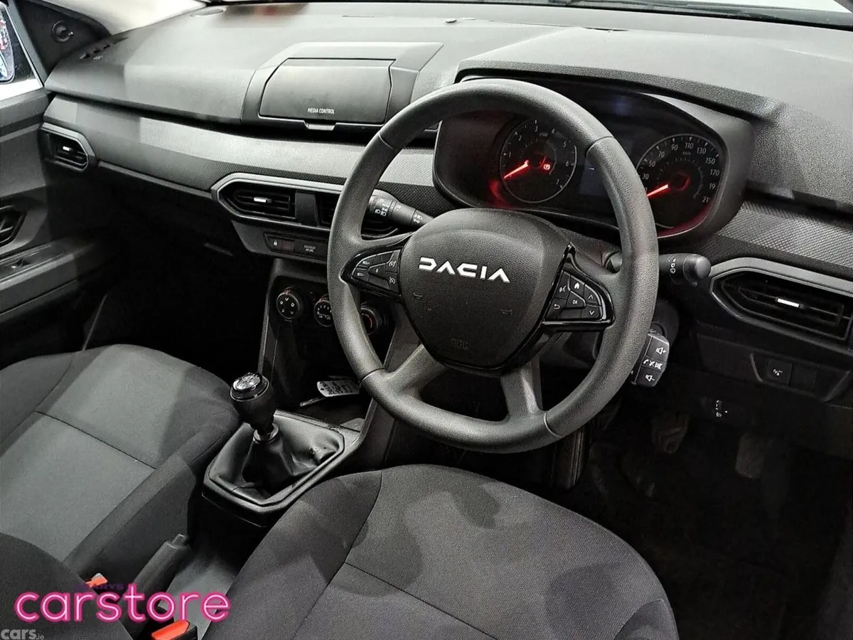 Dacia Jogger MPV, Petrol, 2023, Grey