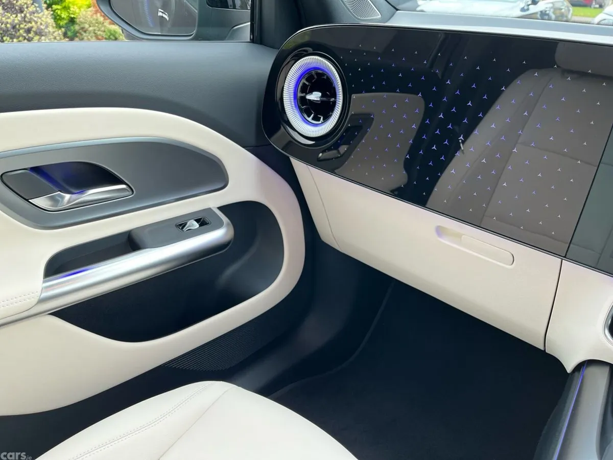 Mercedes-Benz GLB SUV, Electric, 2026, Black