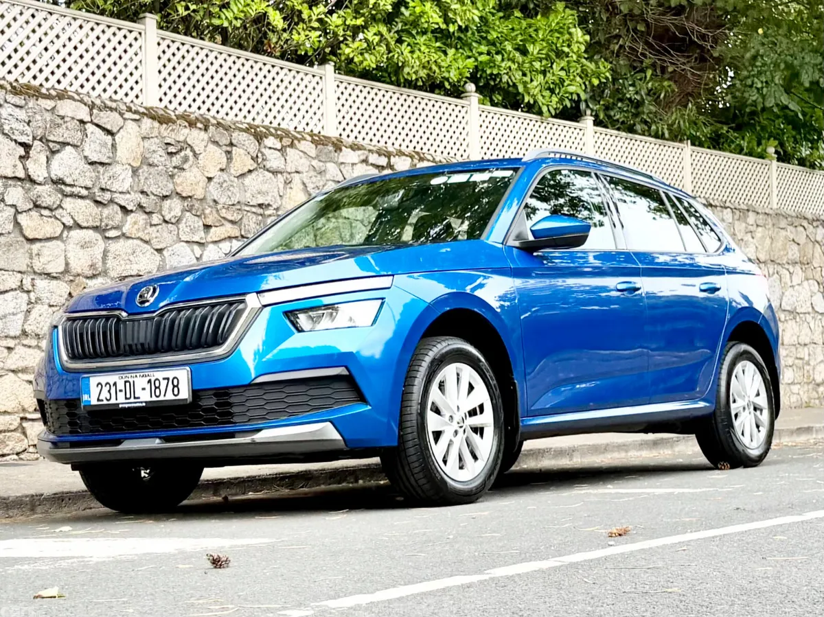 Skoda Kamiq Hatchback, Petrol, 2023, Blue