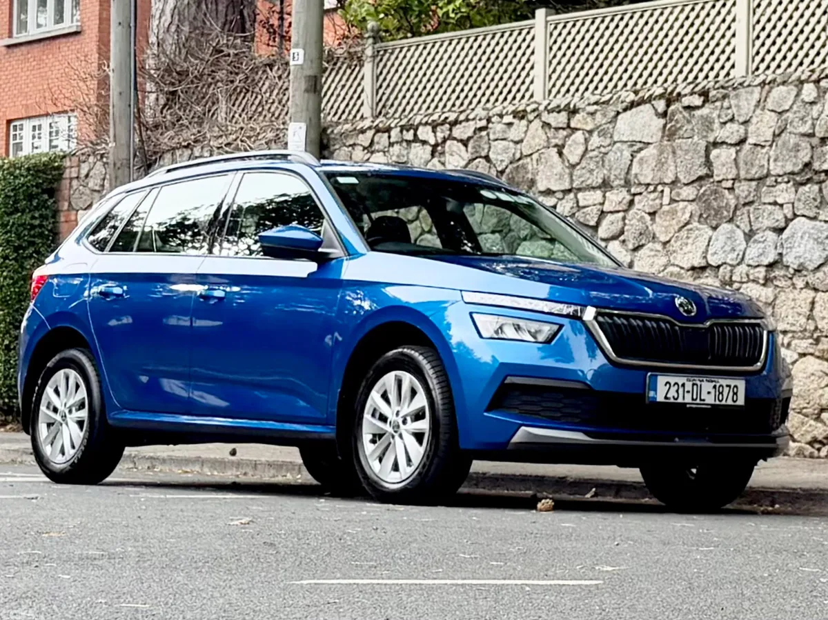 Skoda Kamiq Hatchback, Petrol, 2023, Blue