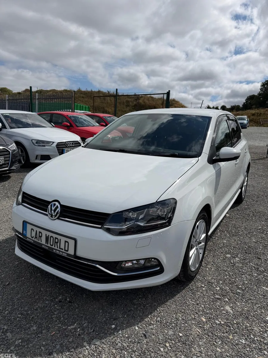 Volkswagen Polo Hatchback, Petrol, 2017, White