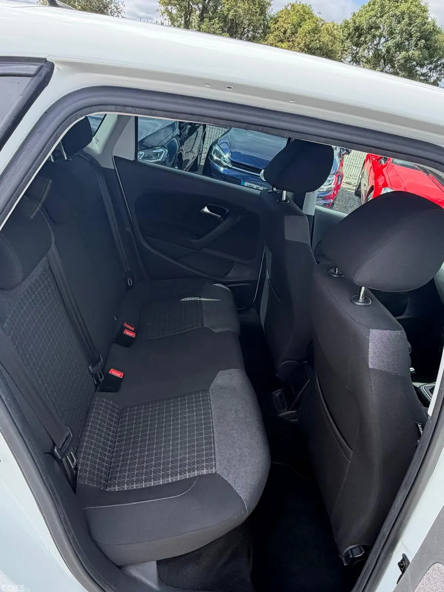Volkswagen Polo Hatchback, Petrol, 2017, White