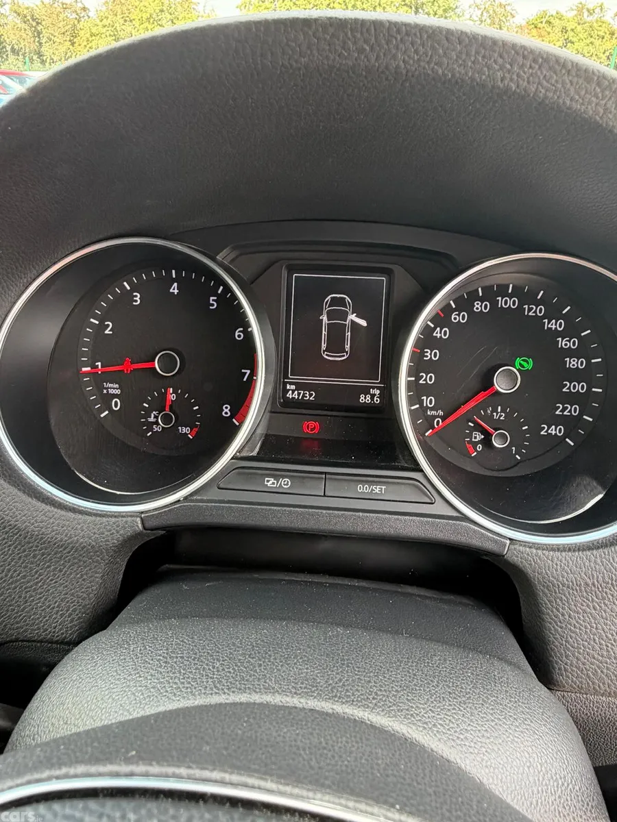 Volkswagen Polo Hatchback, Petrol, 2017, White