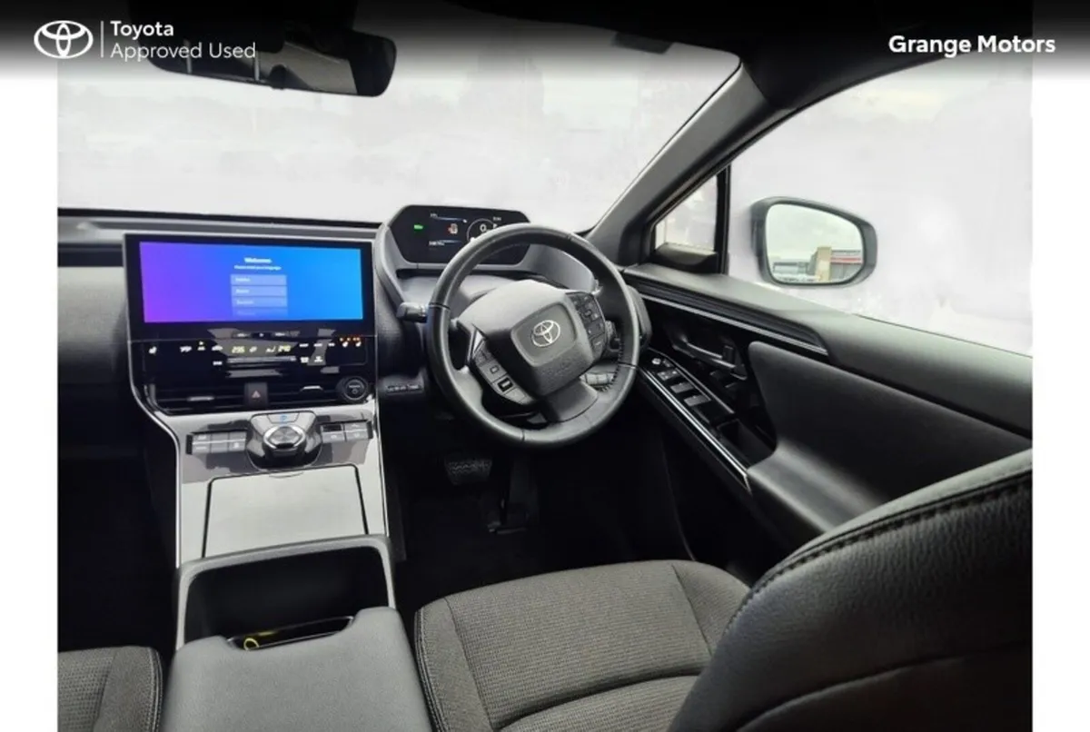 Toyota bZ4X Estate, Electric, 2022, White