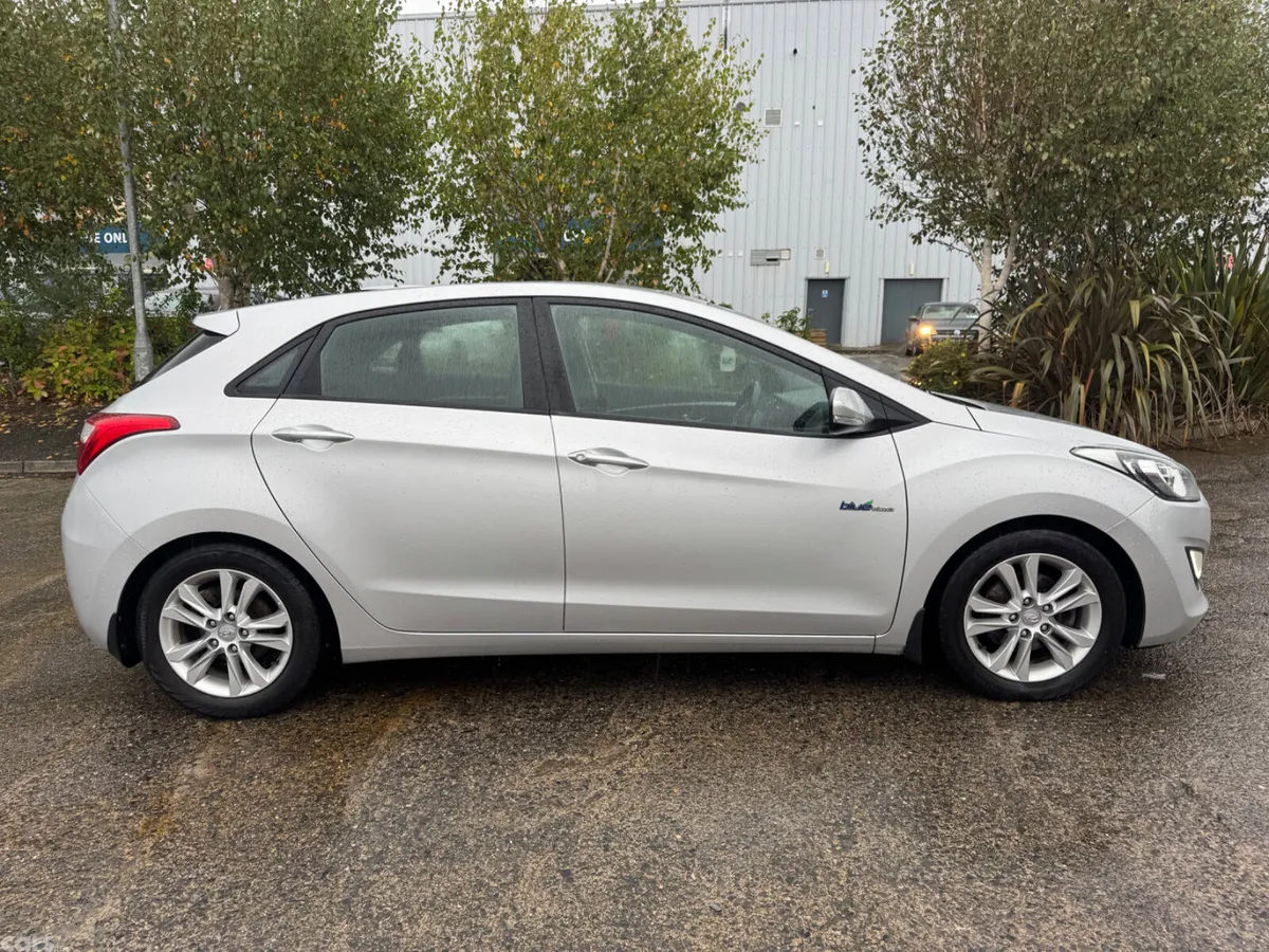 Hyundai i30 Hatchback, Diesel, 2014, Silver