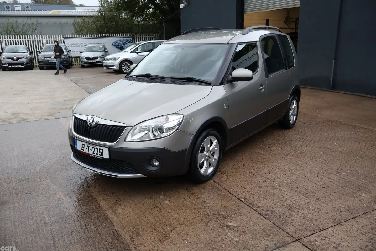 Skoda Roomster MPV, Petrol, 2015, Beige