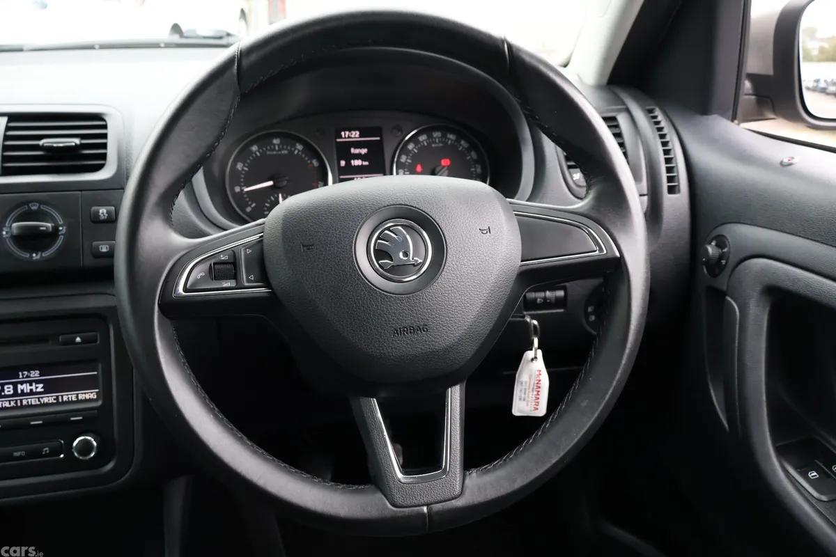 Skoda Roomster MPV, Petrol, 2015, Beige