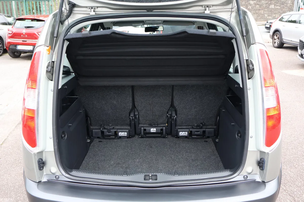 Skoda Roomster MPV, Petrol, 2015, Beige