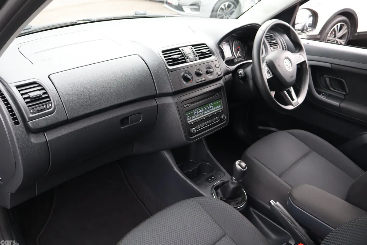 Skoda Roomster MPV, Petrol, 2015, Beige