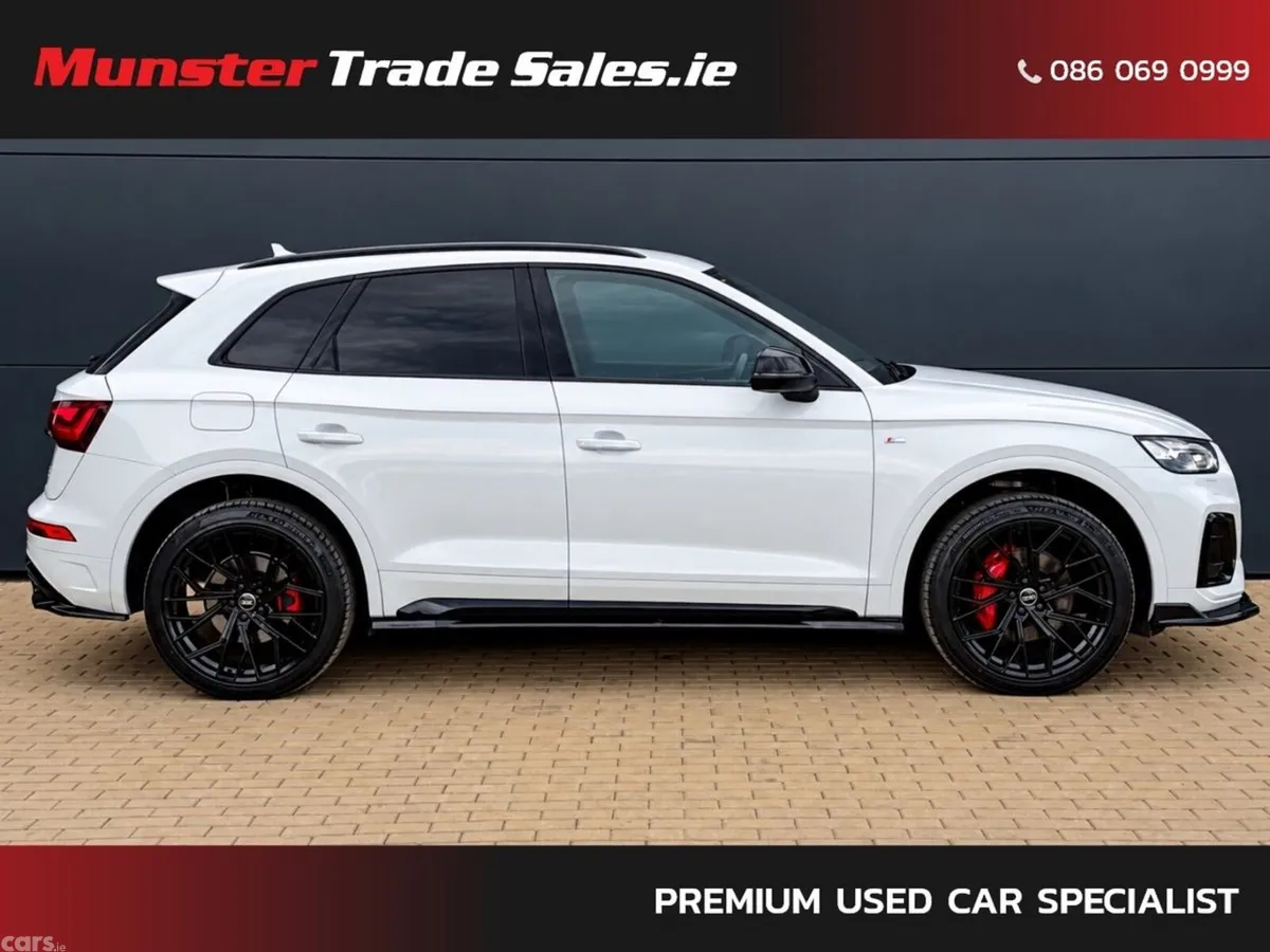 Audi Q5 SUV, Petrol Hybrid, 2023, White