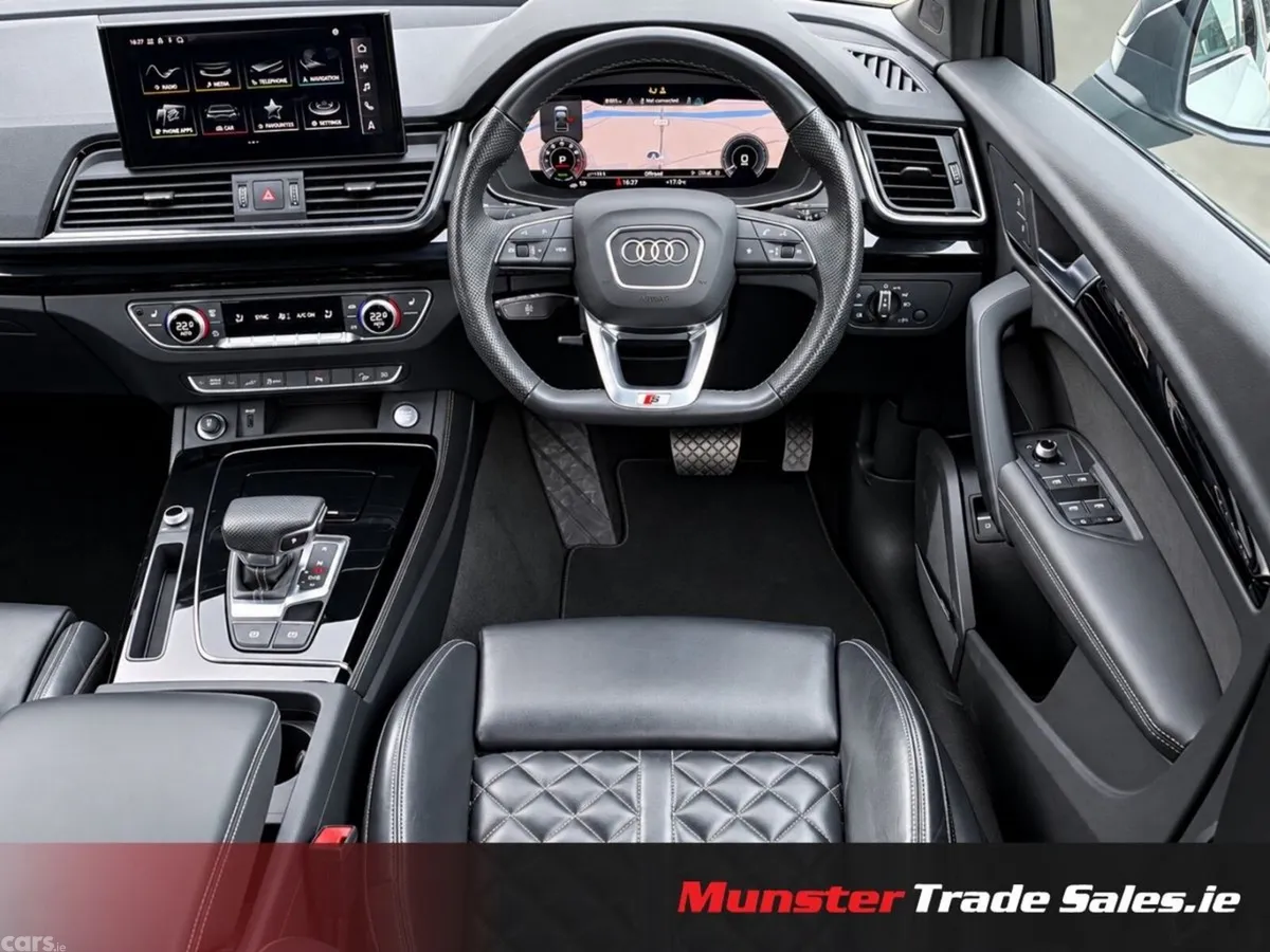 Audi Q5 SUV, Petrol Hybrid, 2023, White