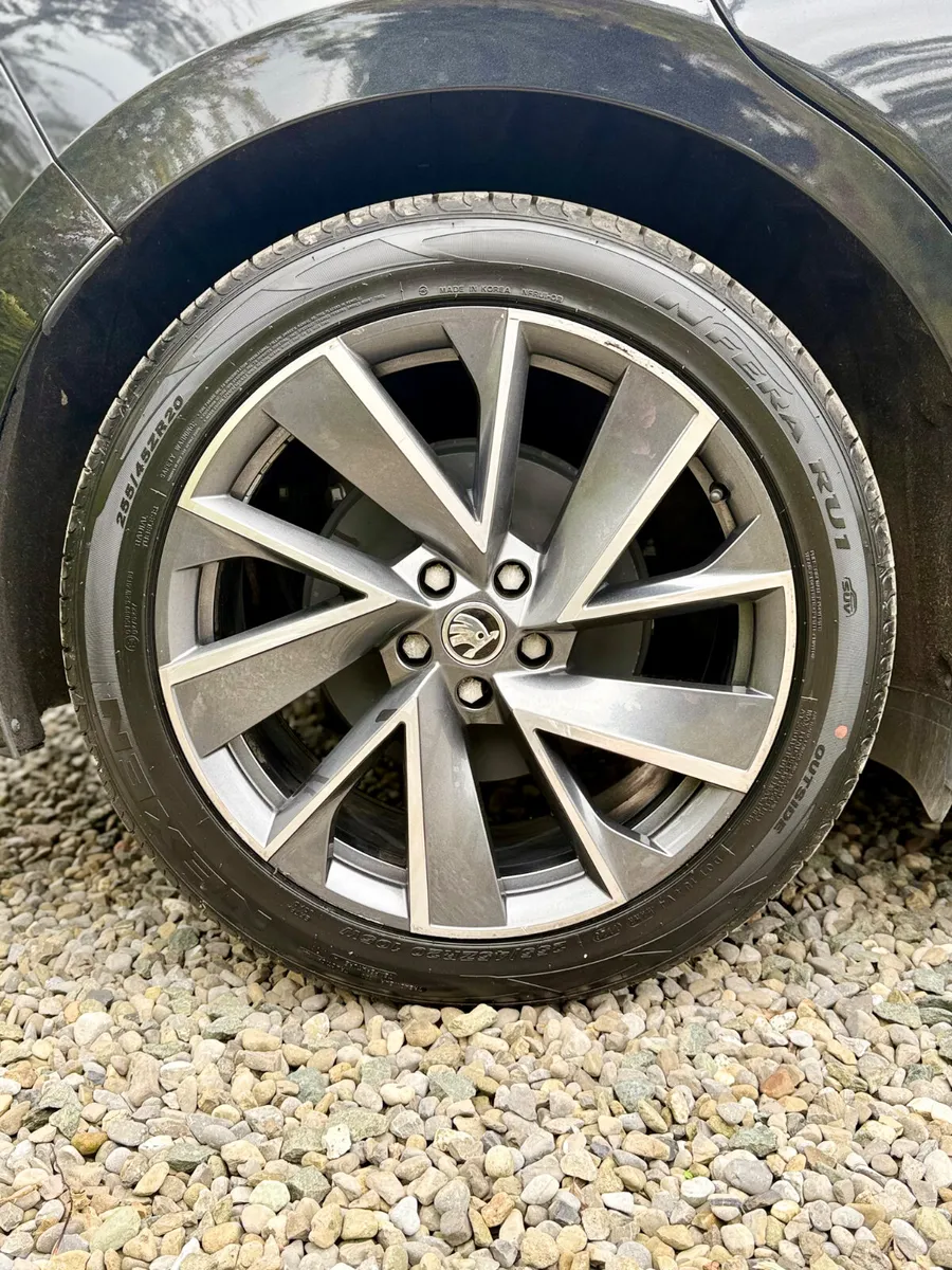 Skoda Enyaq Estate, Electric, 2025, Black