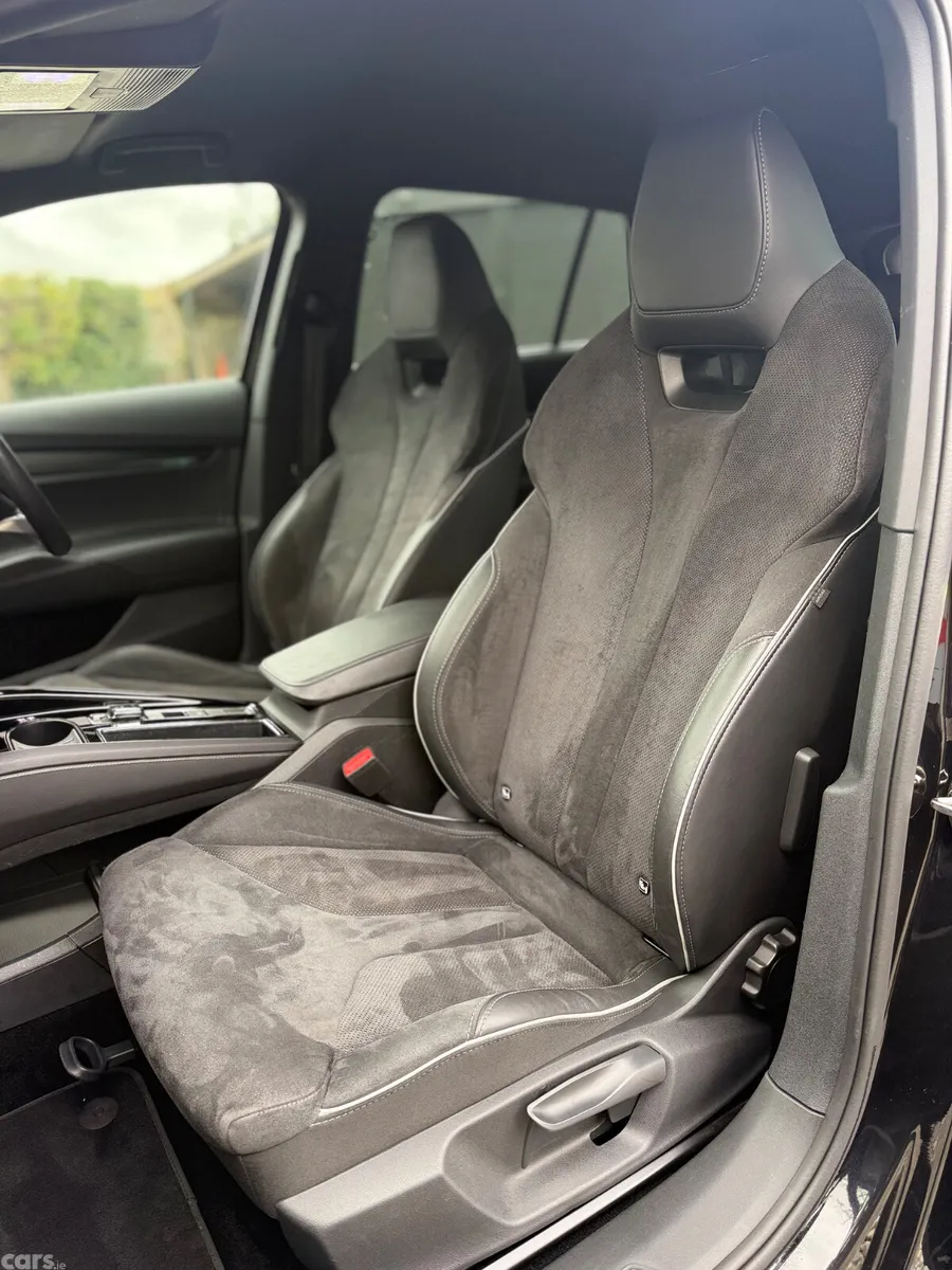 Skoda Enyaq Estate, Electric, 2025, Black