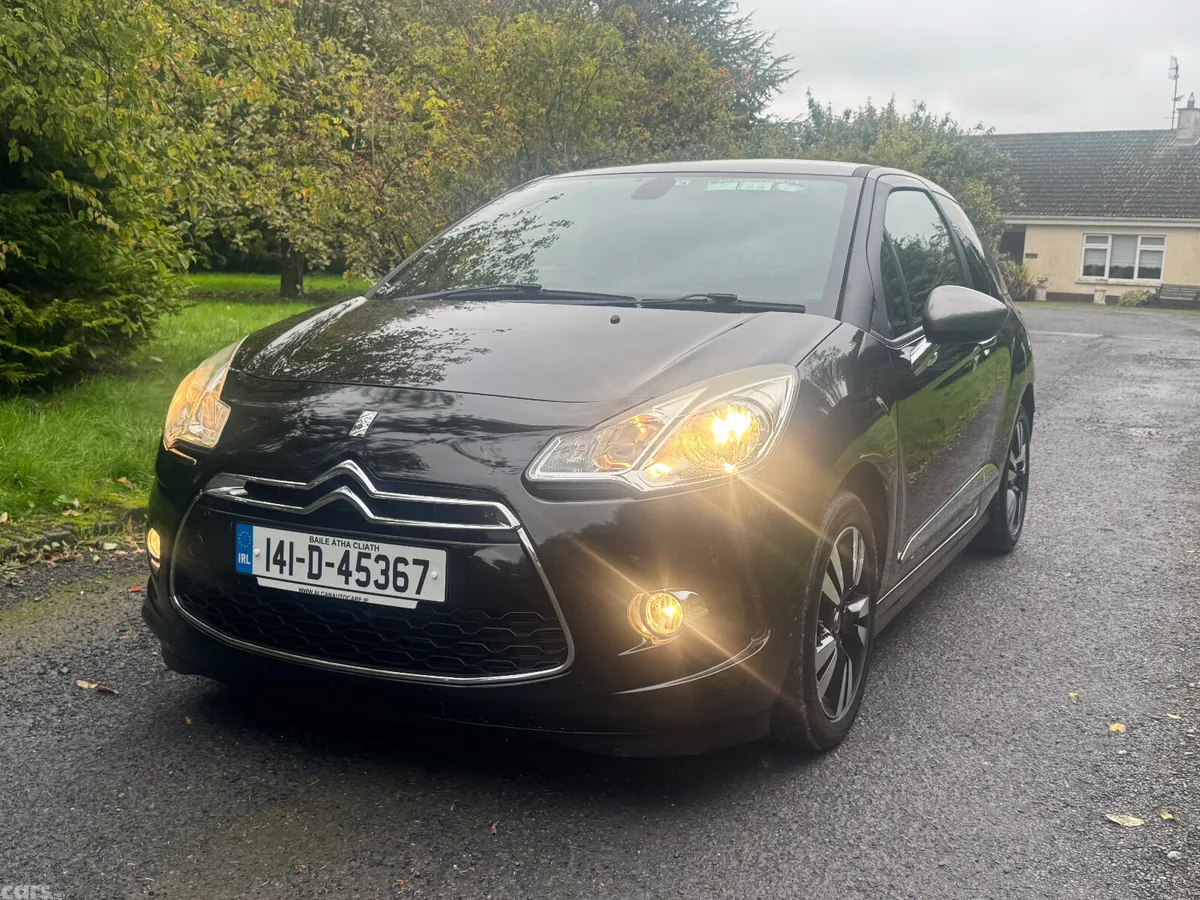 Citroen DS 3 Hatchback, Petrol, 2014, Black
