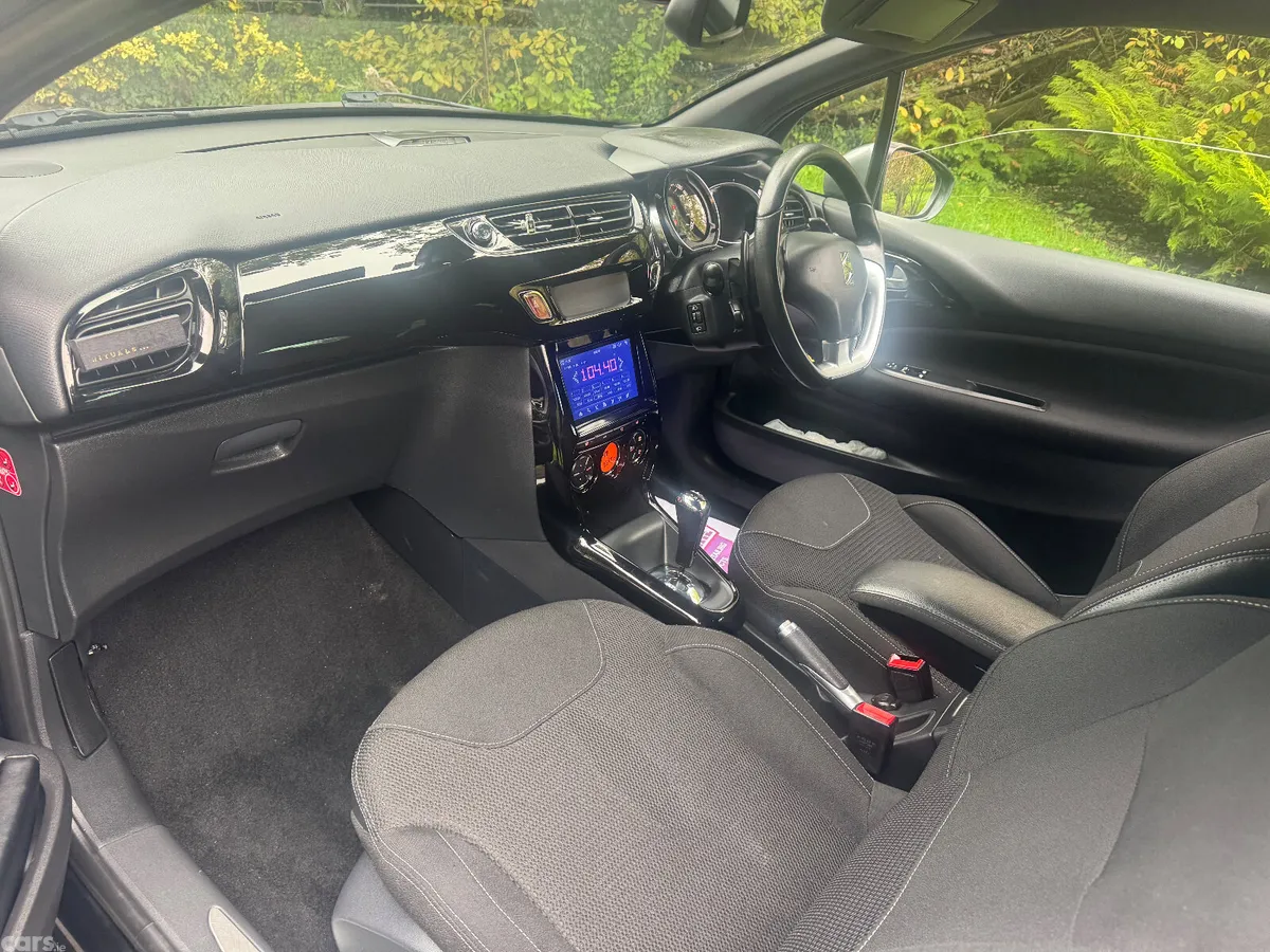 Citroen DS 3 Hatchback, Petrol, 2014, Black