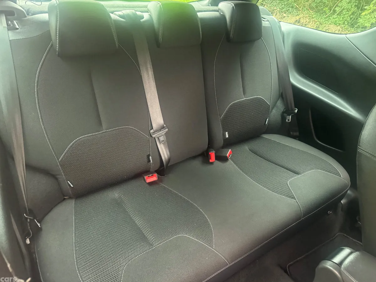 Citroen DS 3 Hatchback, Petrol, 2014, Black