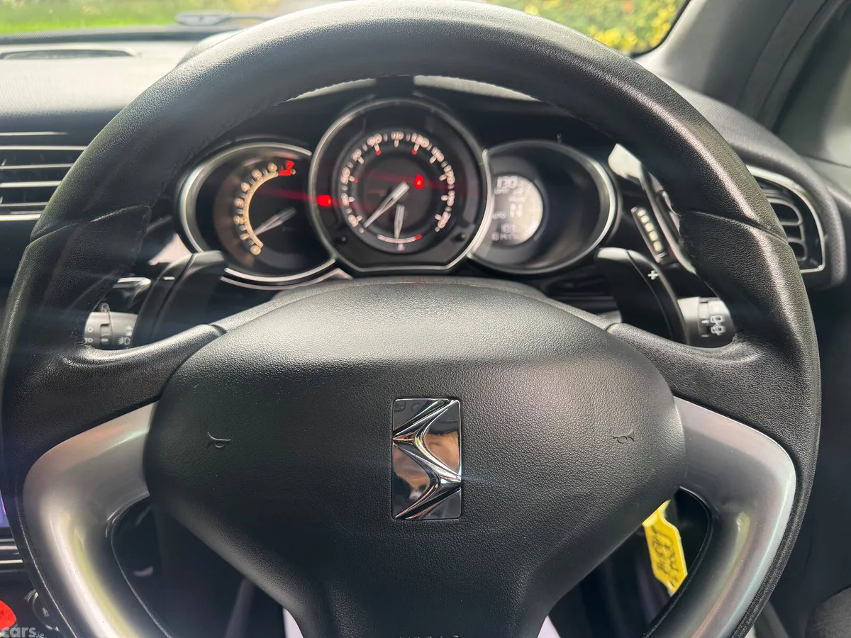 Citroen DS 3 Hatchback, Petrol, 2014, Black