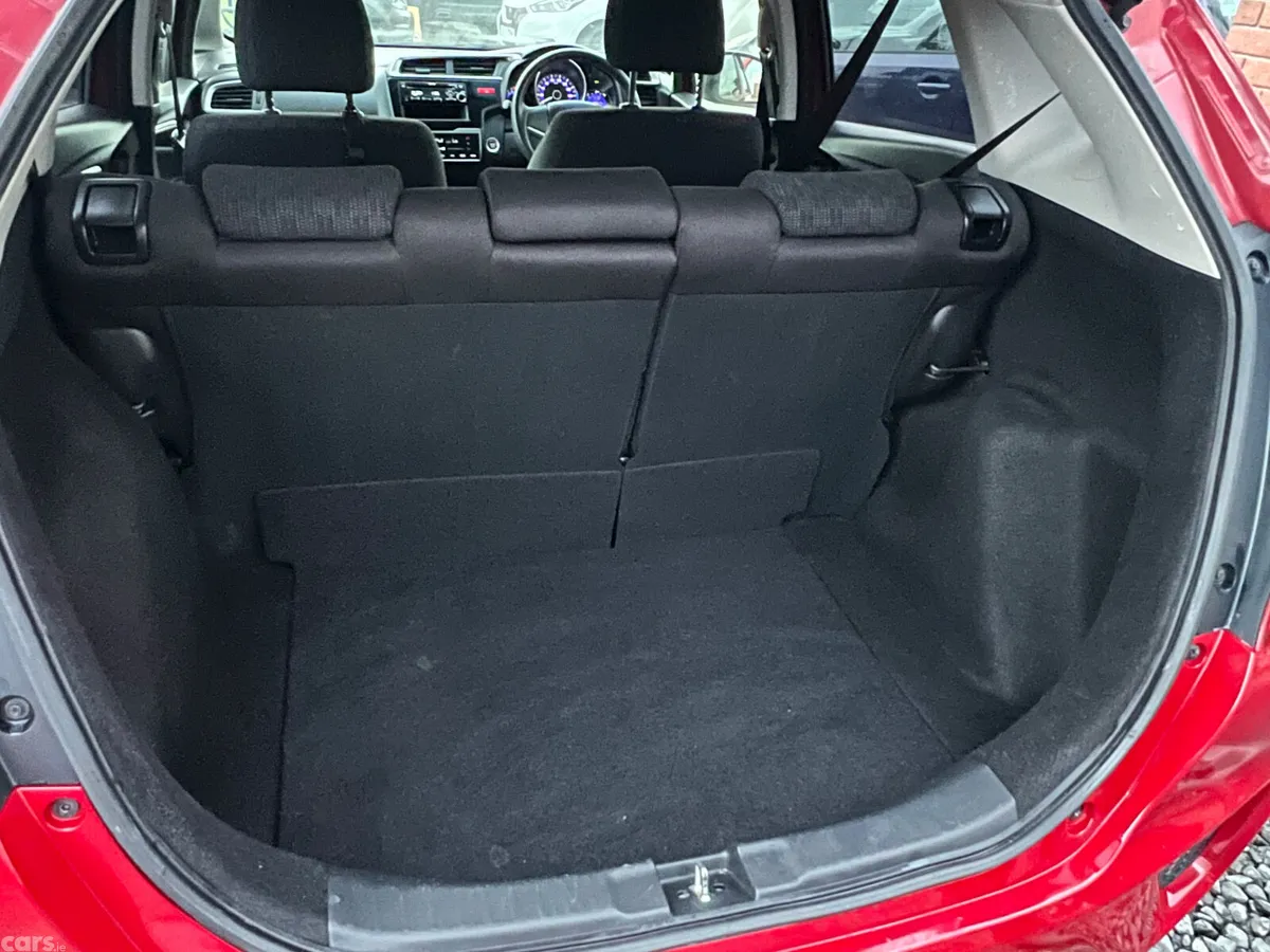 Honda Fit Hatchback, Petrol, 2015, Red