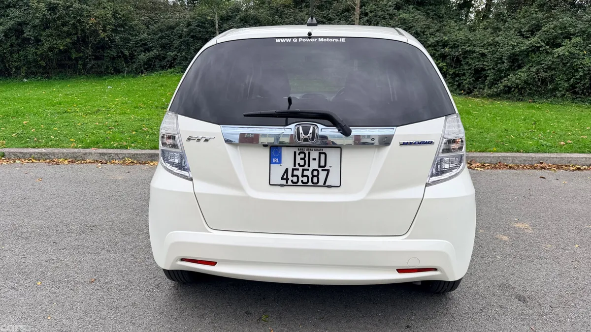 Honda Fit Hatchback, Petrol Hybrid, 2013, White