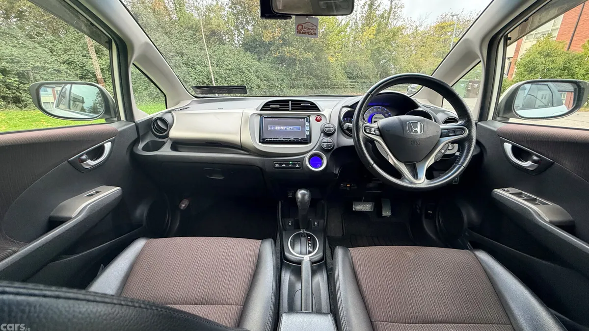 Honda Fit Hatchback, Petrol Hybrid, 2013, White