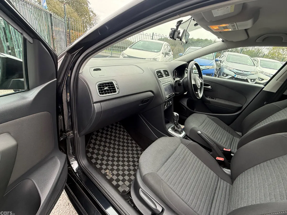 Volkswagen Polo Hatchback, Petrol, 2013, Black