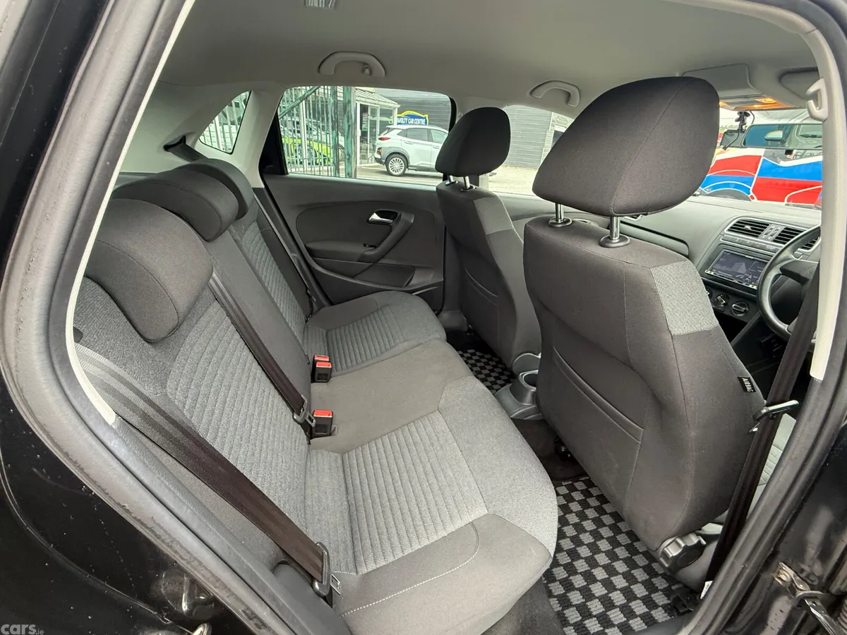 Volkswagen Polo Hatchback, Petrol, 2013, Black