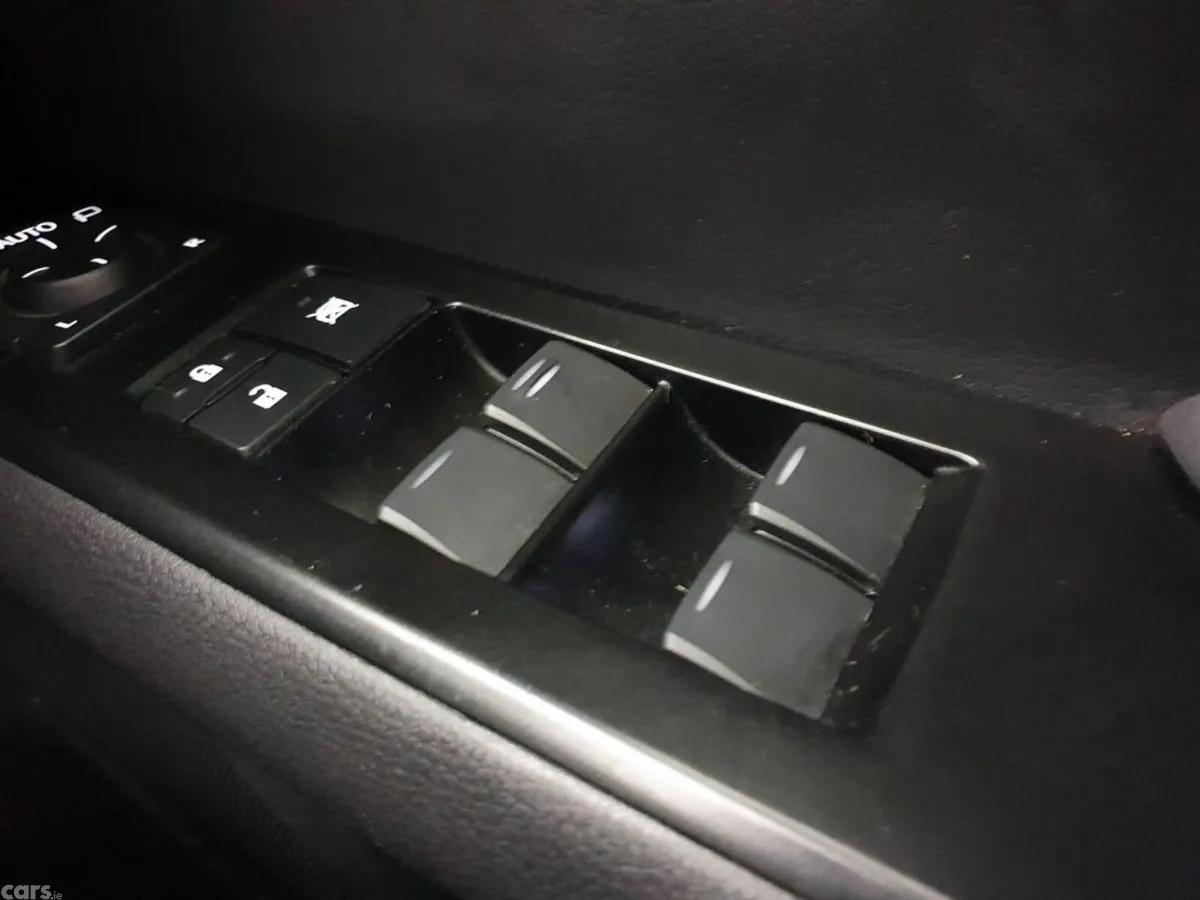 Lexus UX SUV, Electric, 2024, Green