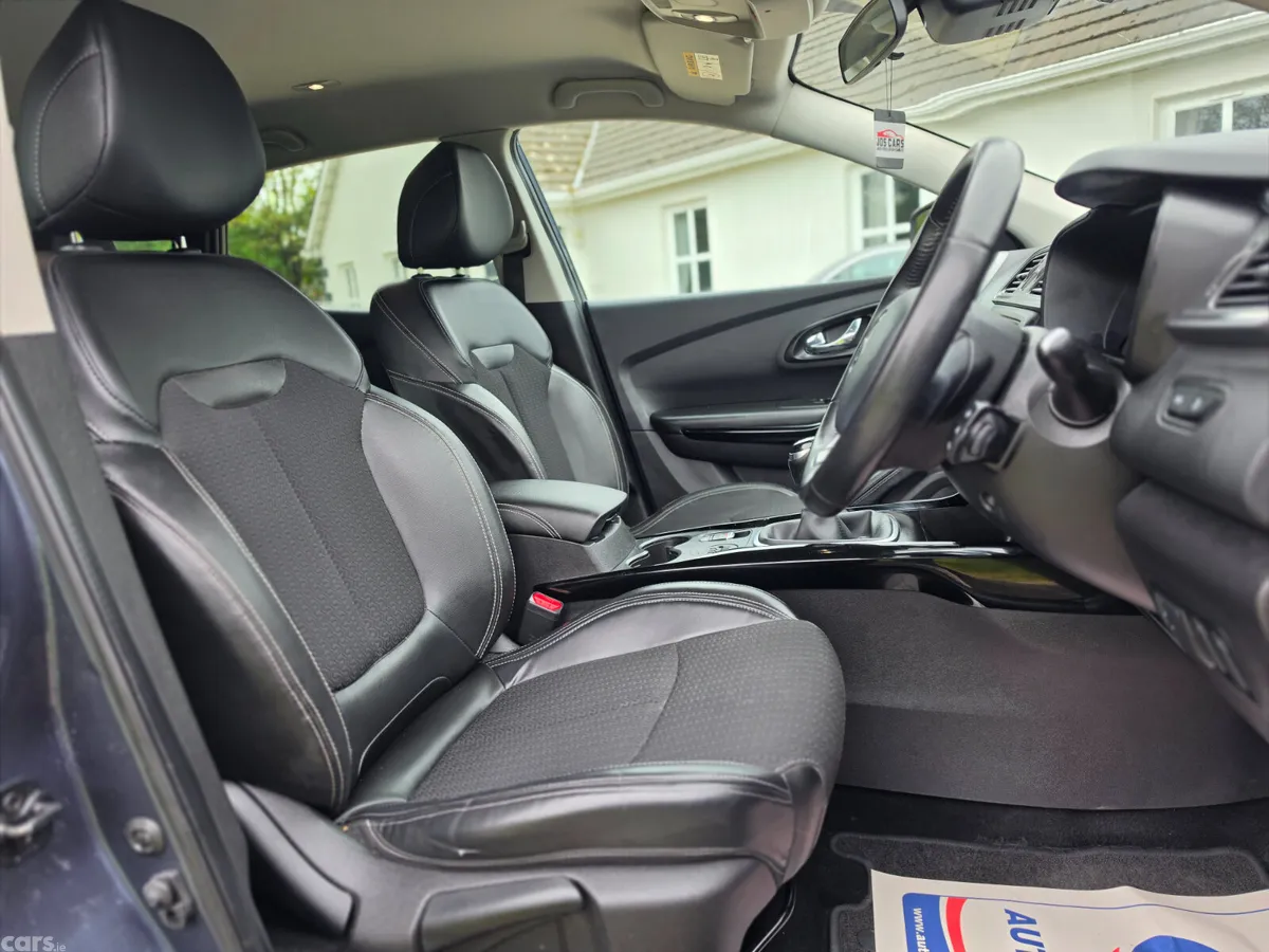 Renault Kadjar SUV, Diesel, 2017, Grey