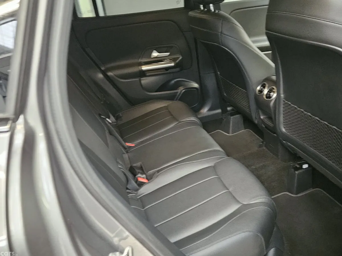 Mercedes-Benz GLA SUV, Diesel, 2020, Grey