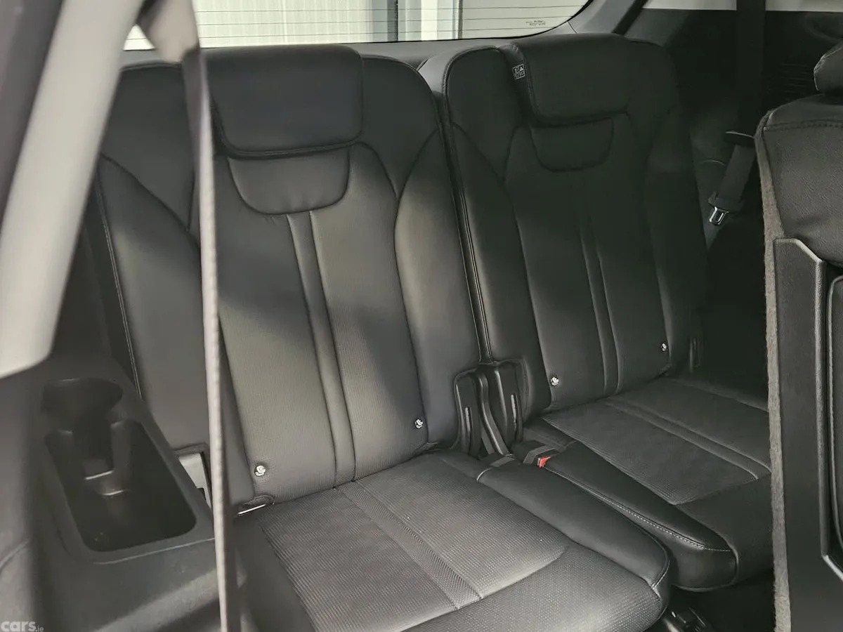 Kia Sorento SUV, Petrol Plug-in Hybrid, 2025, Black