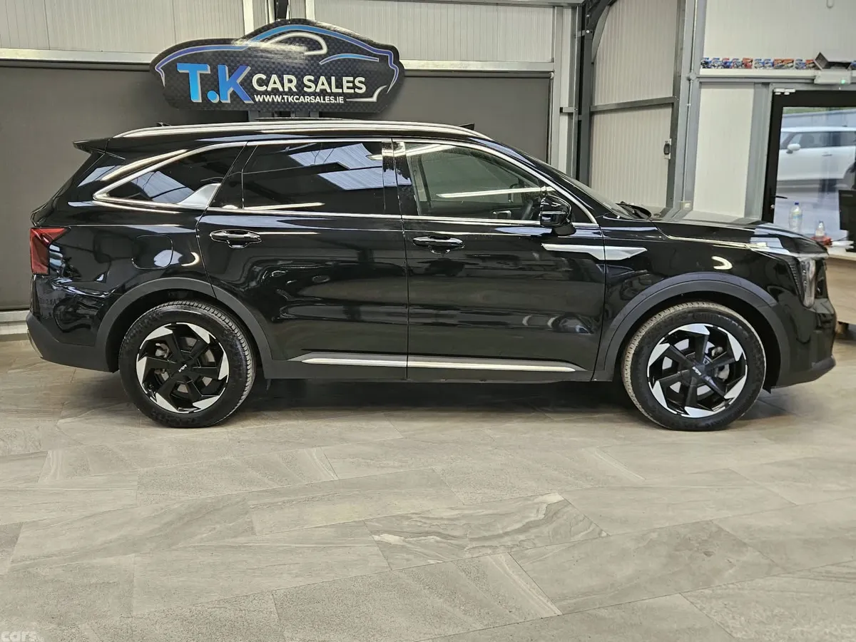 Kia Sorento SUV, Petrol Plug-in Hybrid, 2025, Black