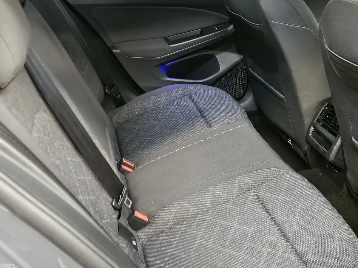 Volkswagen Golf Hatchback, Petrol Hybrid, 2020, Grey