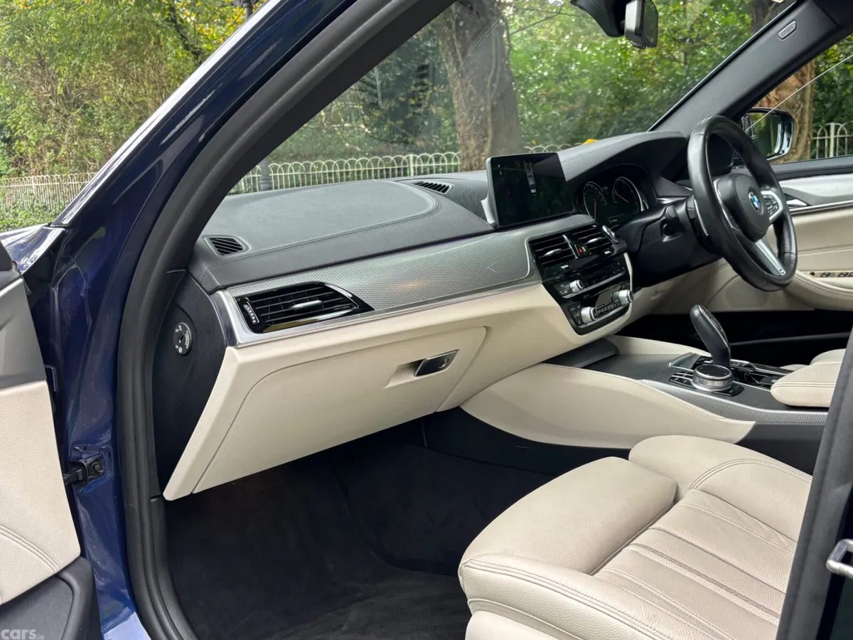 BMW 5-Series Saloon, Diesel, 2018, Blue
