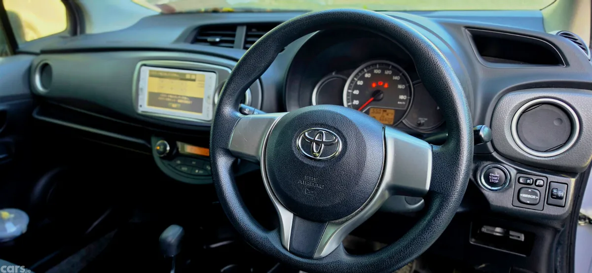Toyota Vitz Hatchback, Petrol, 2014, Silver