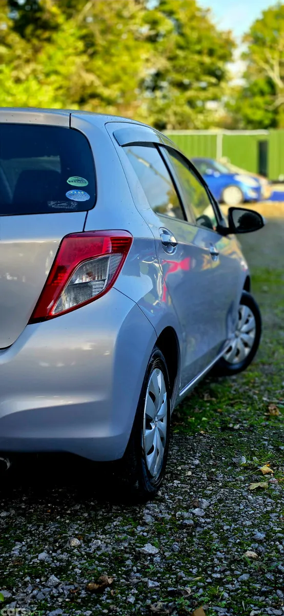 Toyota Vitz Hatchback, Petrol, 2014, Silver