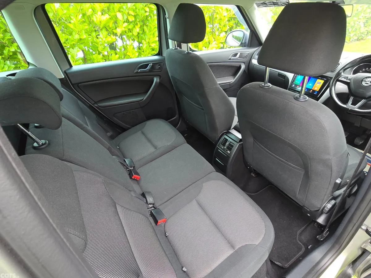 Skoda Yeti SUV, Diesel, 2015, Beige