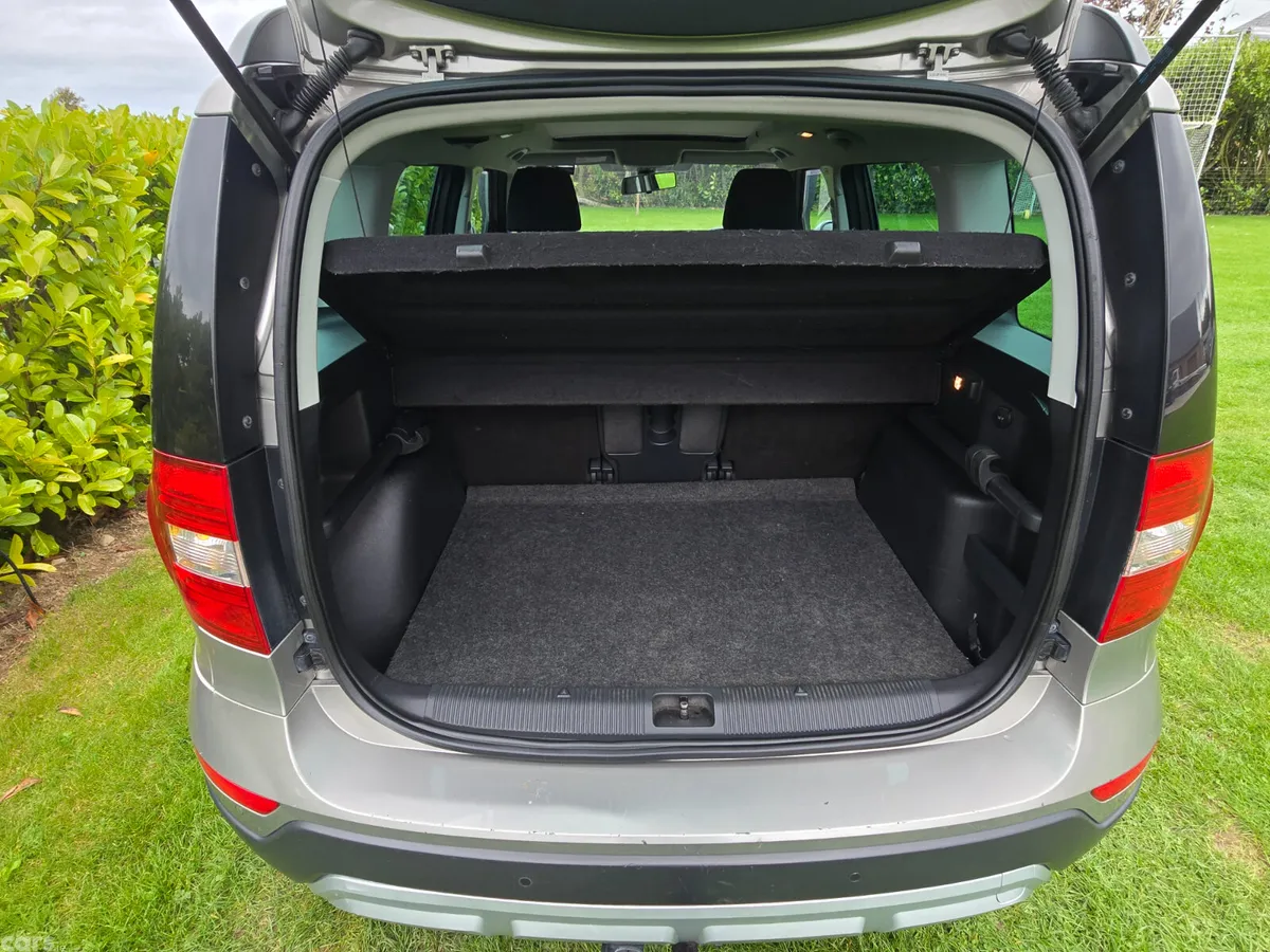 Skoda Yeti SUV, Diesel, 2015, Beige