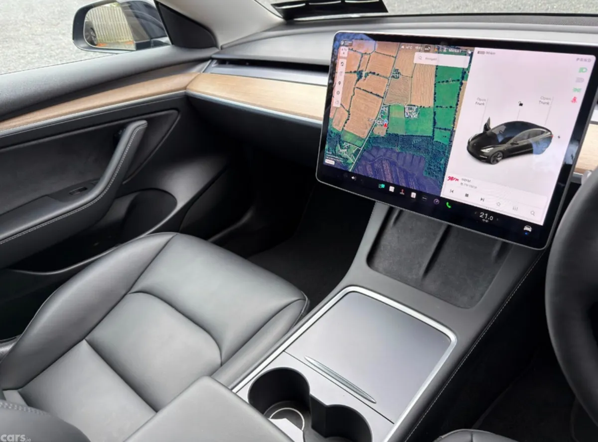 Tesla Model 3 Saloon, Electric, 2021, Black