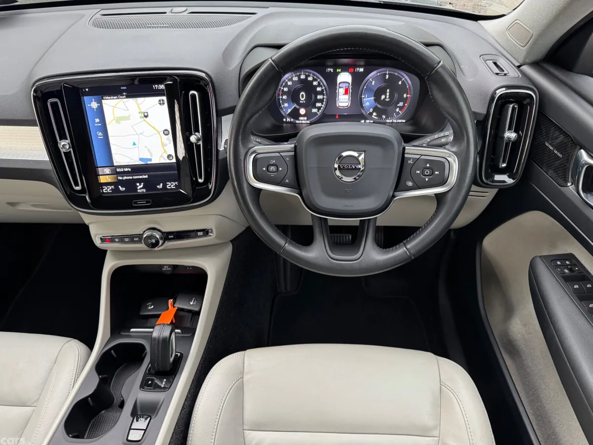 Volvo XC40 SUV, Diesel, 2019, Grey